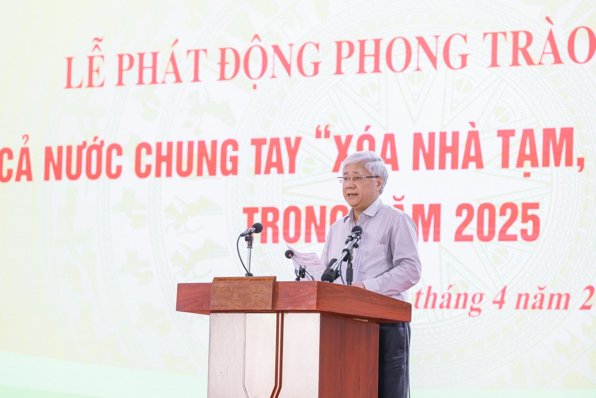 Thủ tướng Phạm Minh Chính: 'Ai có gì góp nấy' để xóa nhà tạm, nhà dột nát cho người nghèo- Ảnh 3. Thủ tướng Phạm Minh Chính: 'Ai có gì góp nấy' để xóa nhà tạm, nhà dột nát cho người nghèo- Ảnh 3.