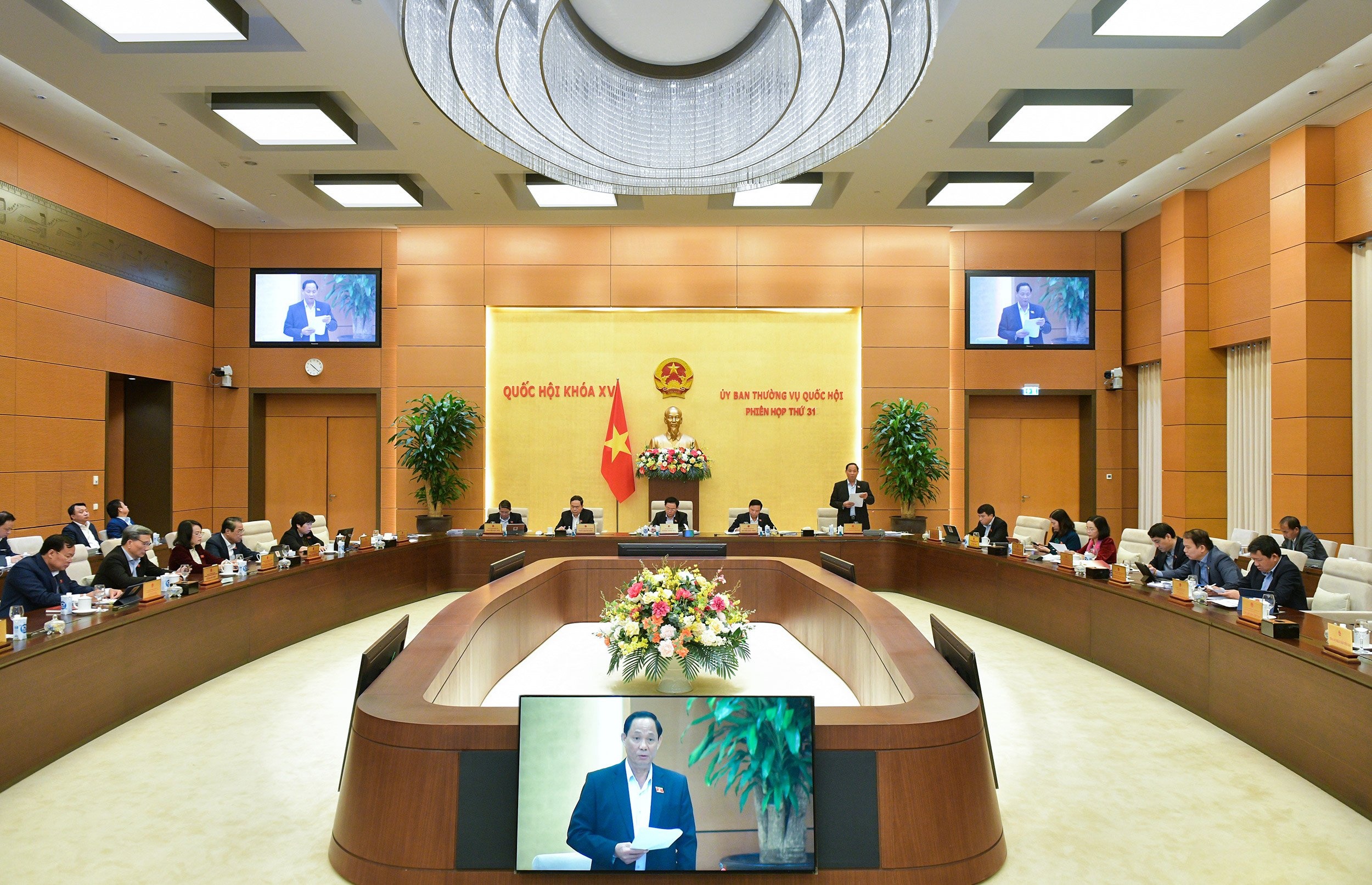 Phiên họp thứ 31 của Uỷ ban Thường vụ Quốc hội 