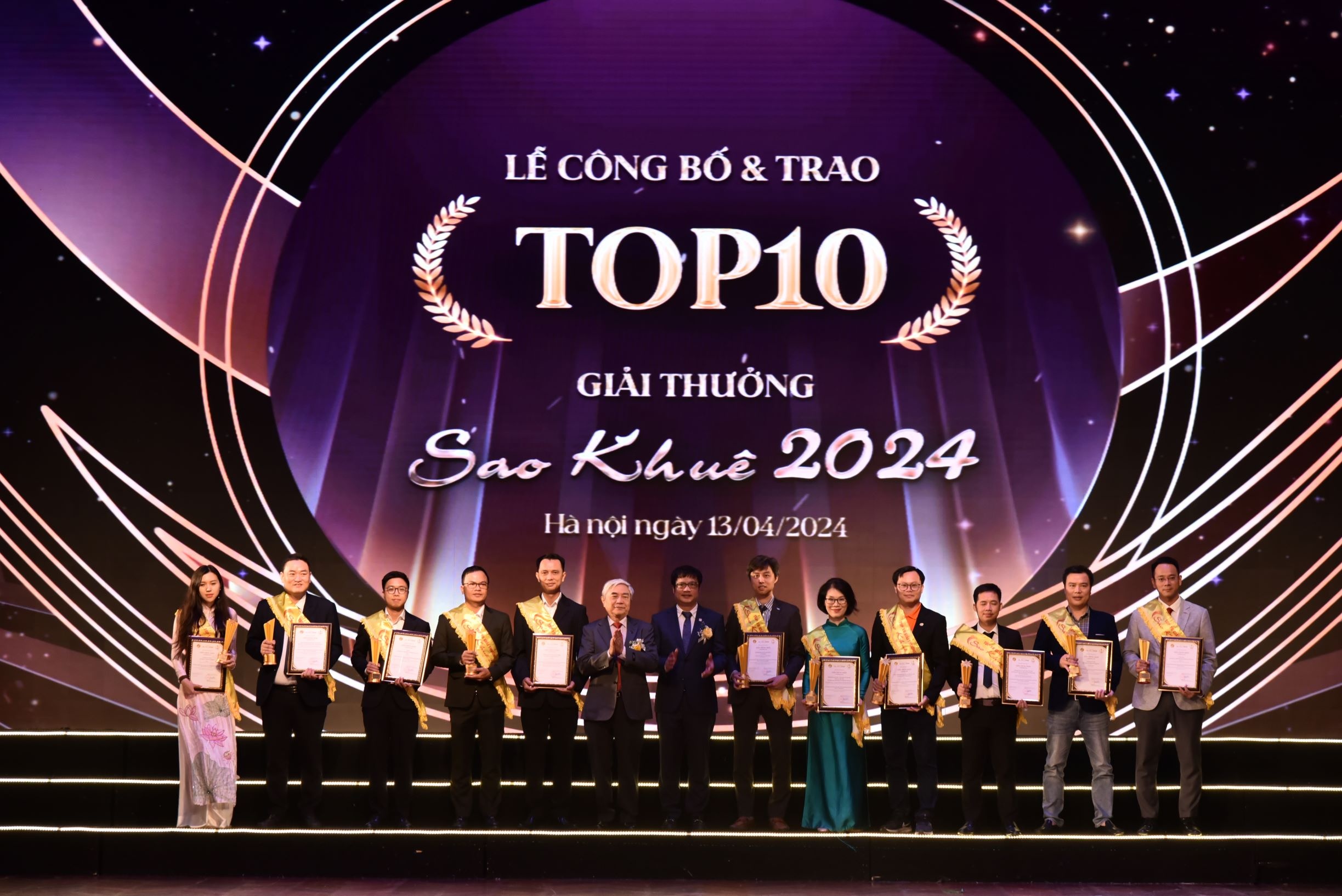 MoMo được vinh danh 