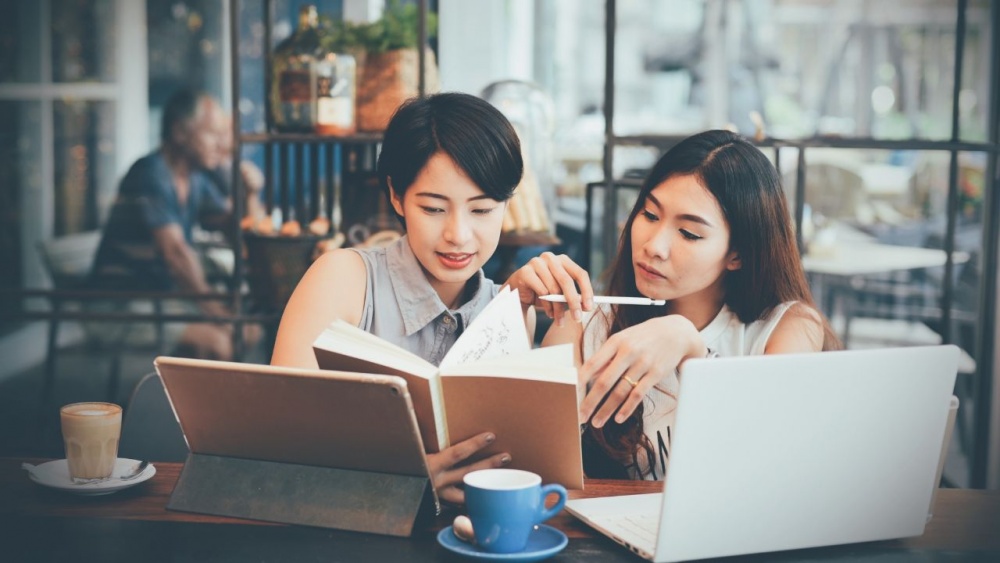 Nhiều quốc gia trên thế giới giảm giờ làm để người lao động Giảm giờ làm: Cần cân nhắc kỹ nhiều yếu tố