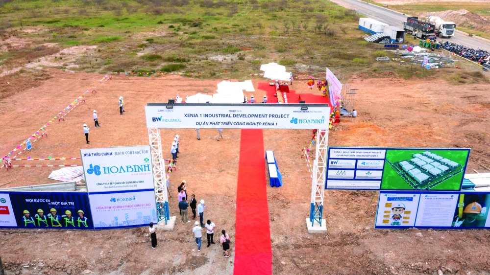 CTCP Tập đoàn Xây dựng Hòa Bình đang nỗ lực gỡ khó