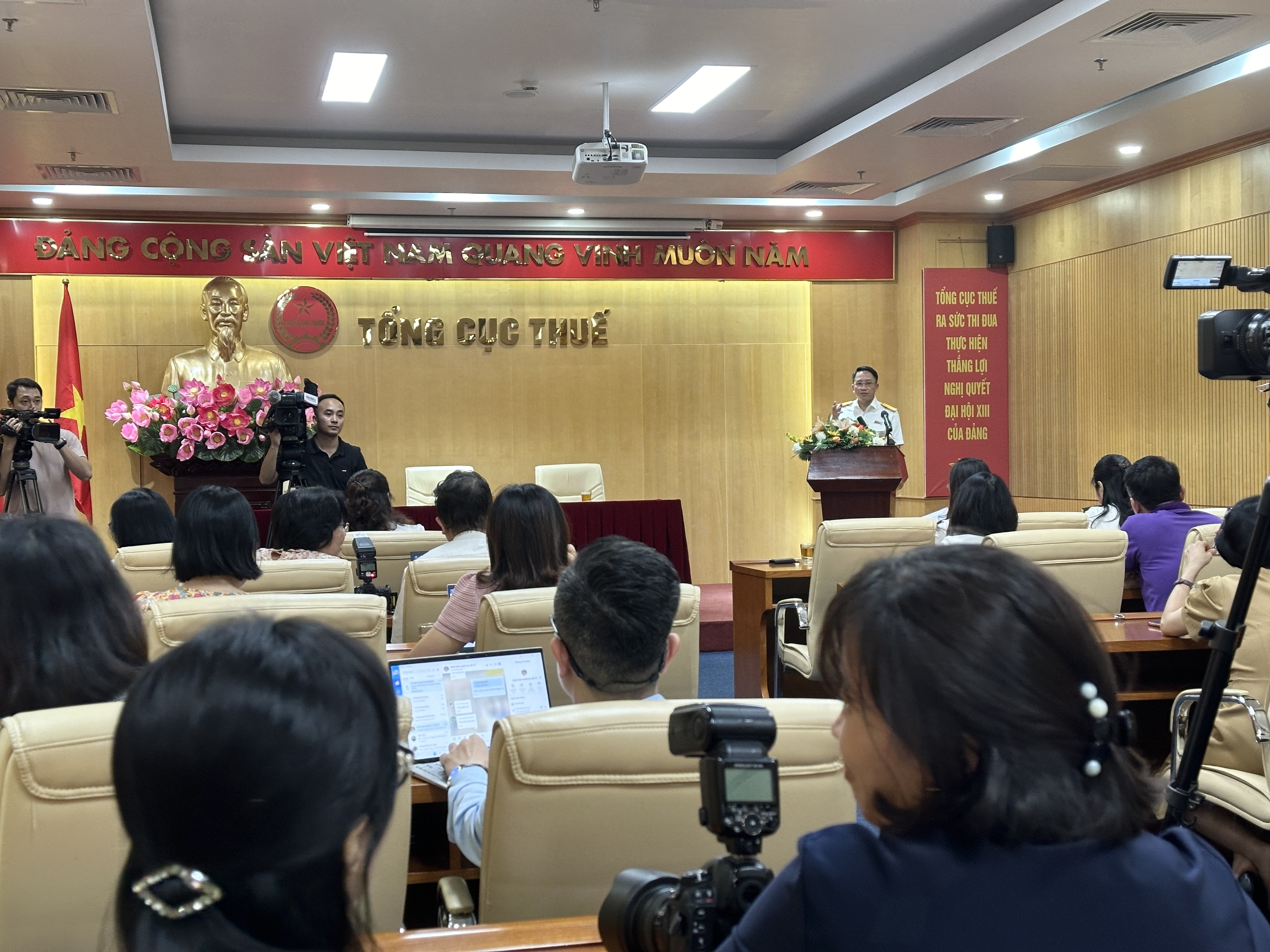 Hiệu quả bước đầu từ quản lý thuế đối với hoạt động thương mại điện tử Hiệu quả bước đầu từ quản lý thuế đối với hoạt động thương mại điện tử