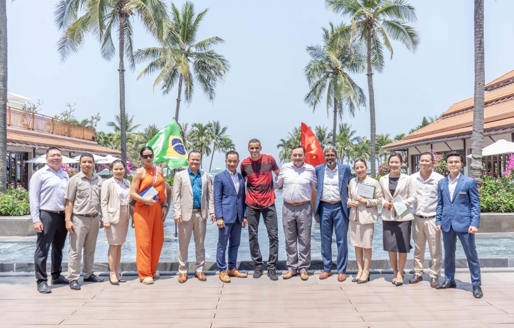 Các danh thủ bóng đá Lễ hội Bóng đá Việt Nam - Brazil Các danh thủ bóng đá Lễ hội Bóng đá Việt Nam - Brazil