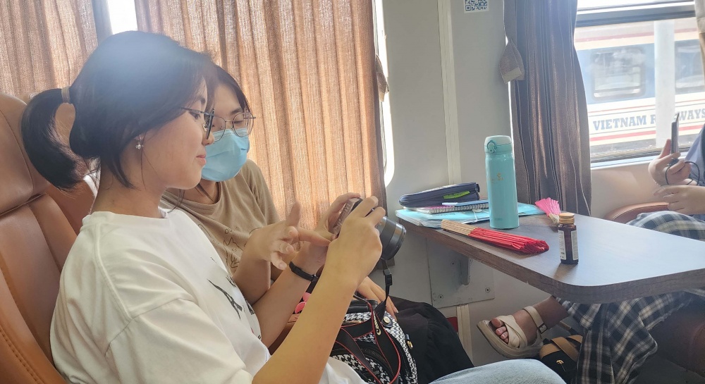 Du lịch bằng tàu hoả, mang đến những trải nghiệm thú vị cho du khách... Du lịch bằng tàu hoả, mang đến những trải nghiệm thú vị cho du khách...