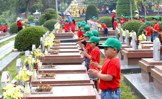 Hướng về mảnh đất Điện Biên anh hùng- Ảnh 4. Hướng về mảnh đất Điện Biên anh hùng- Ảnh 4.