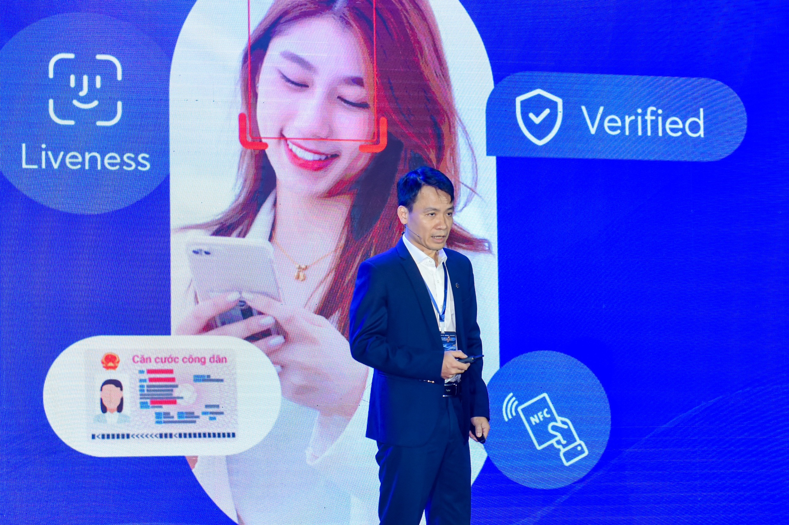 Ông Đặng Thành Tuân, Phó tổng Giám đốc Công ty Cổ phần Dịch vụ EPAY Ông Đặng Thành Tuân, Phó tổng Giám đốc Công ty Cổ phần Dịch vụ EPAY