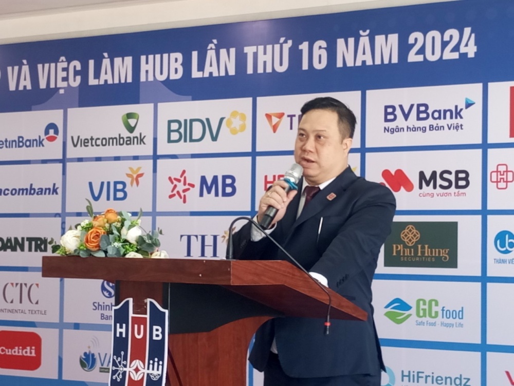 Nhiều ngân hàng tham gia Ngày hội việc làm 2024 của HUB