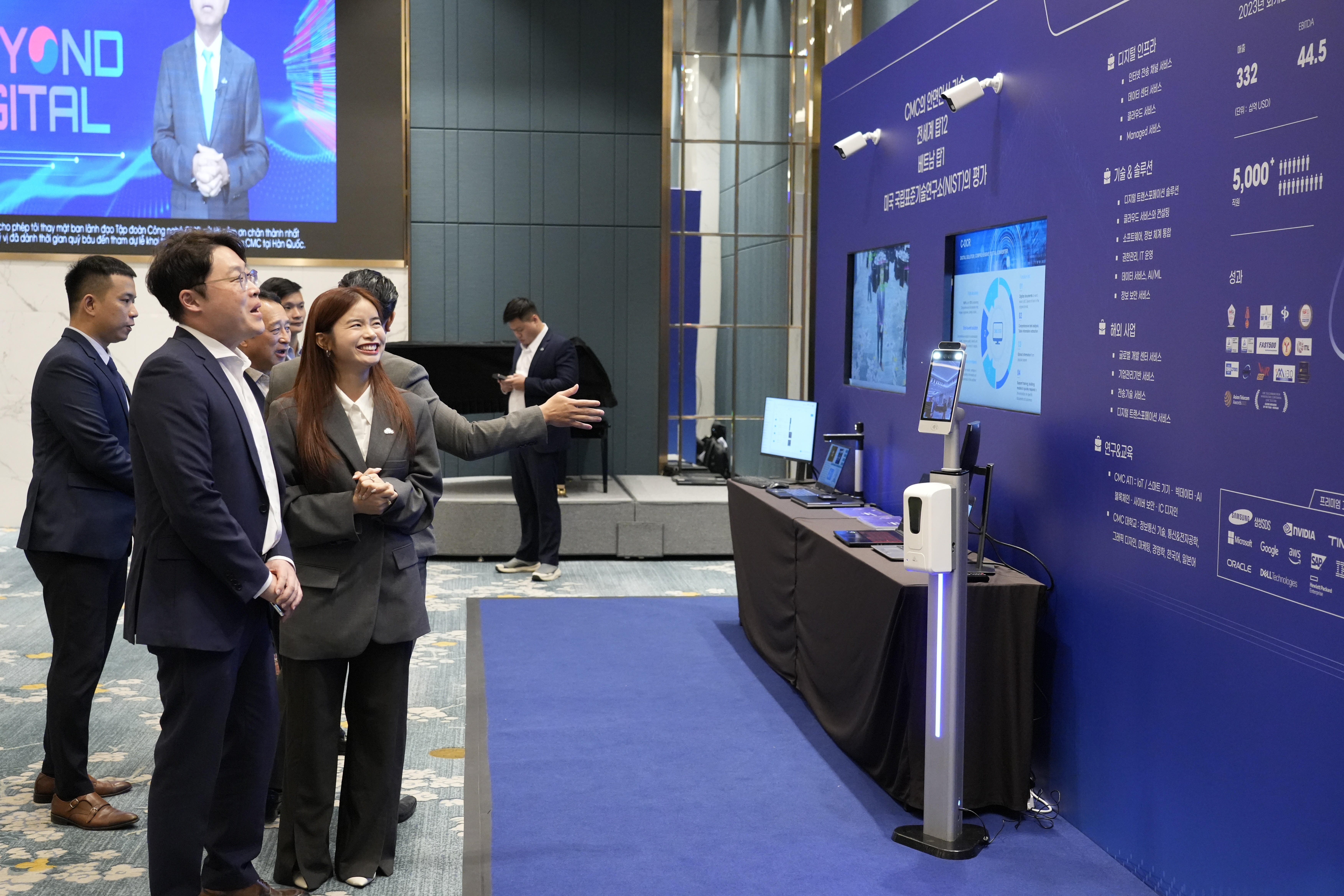 Tập đoàn công nghệ Việt hướng tới mục tiêu đạt doanh thu tỷ USD