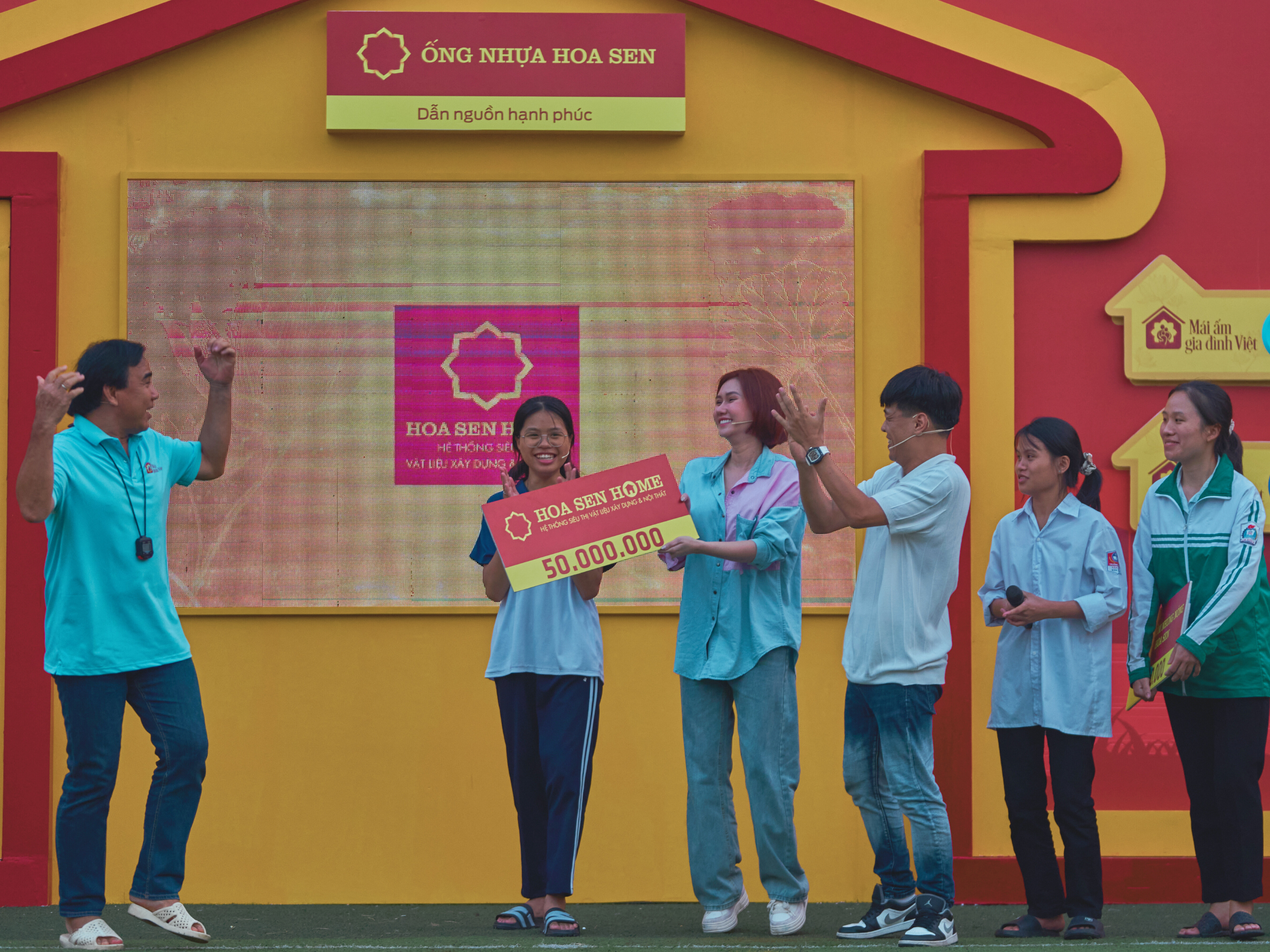 Chương trình đã từng để lại nhiều cảm xúc đặc biệt trong lòng khán giả ngay lần đầu tiên đặt chân đến Bắc Bộ - Tỉnh Vĩnh Phúc