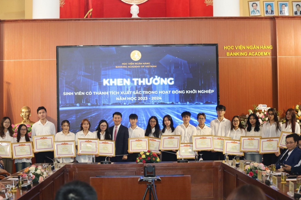 Ra mắt Trung tâm hỗ trợ khởi nghiệp, đổi mới sáng tạo thuộc Học viện Ngân hàng Ra mắt Trung tâm hỗ trợ khởi nghiệp, đổi mới sáng tạo thuộc Học viện Ngân hàng