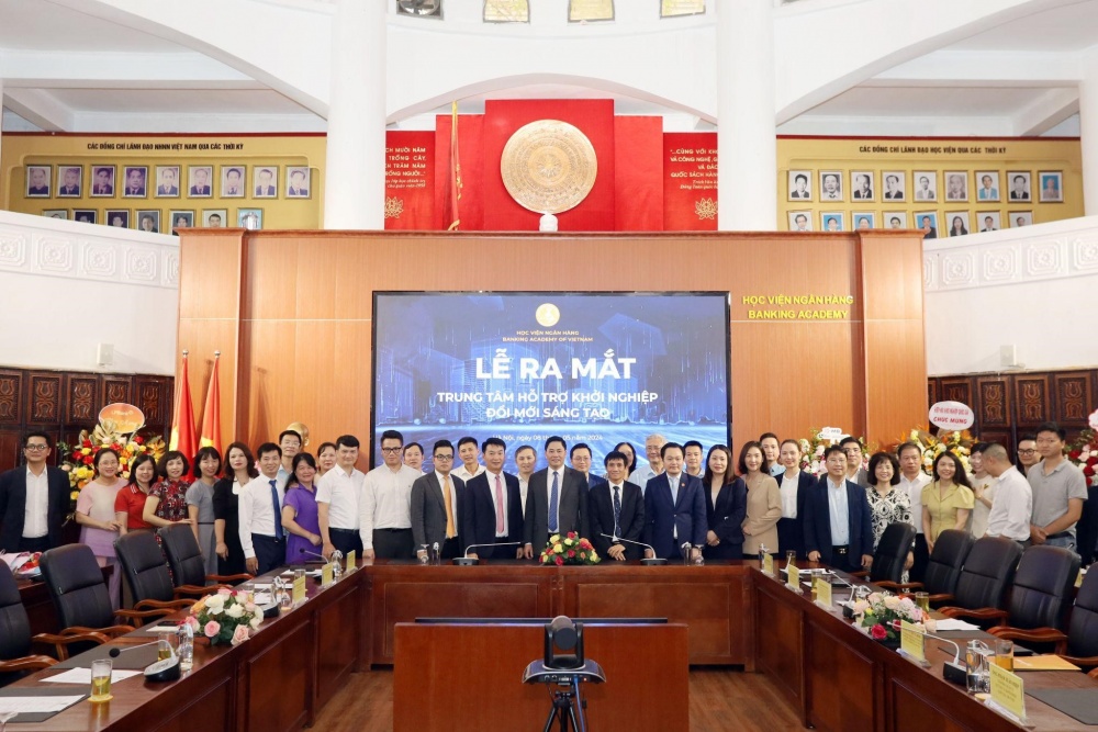Ra mắt Trung tâm hỗ trợ khởi nghiệp, đổi mới sáng tạo thuộc Học viện Ngân hàng Ra mắt Trung tâm hỗ trợ khởi nghiệp, đổi mới sáng tạo thuộc Học viện Ngân hàng