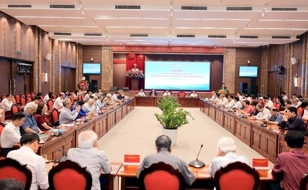 Gặp mặt chuyên gia, nhà khoa học tại Thủ đô