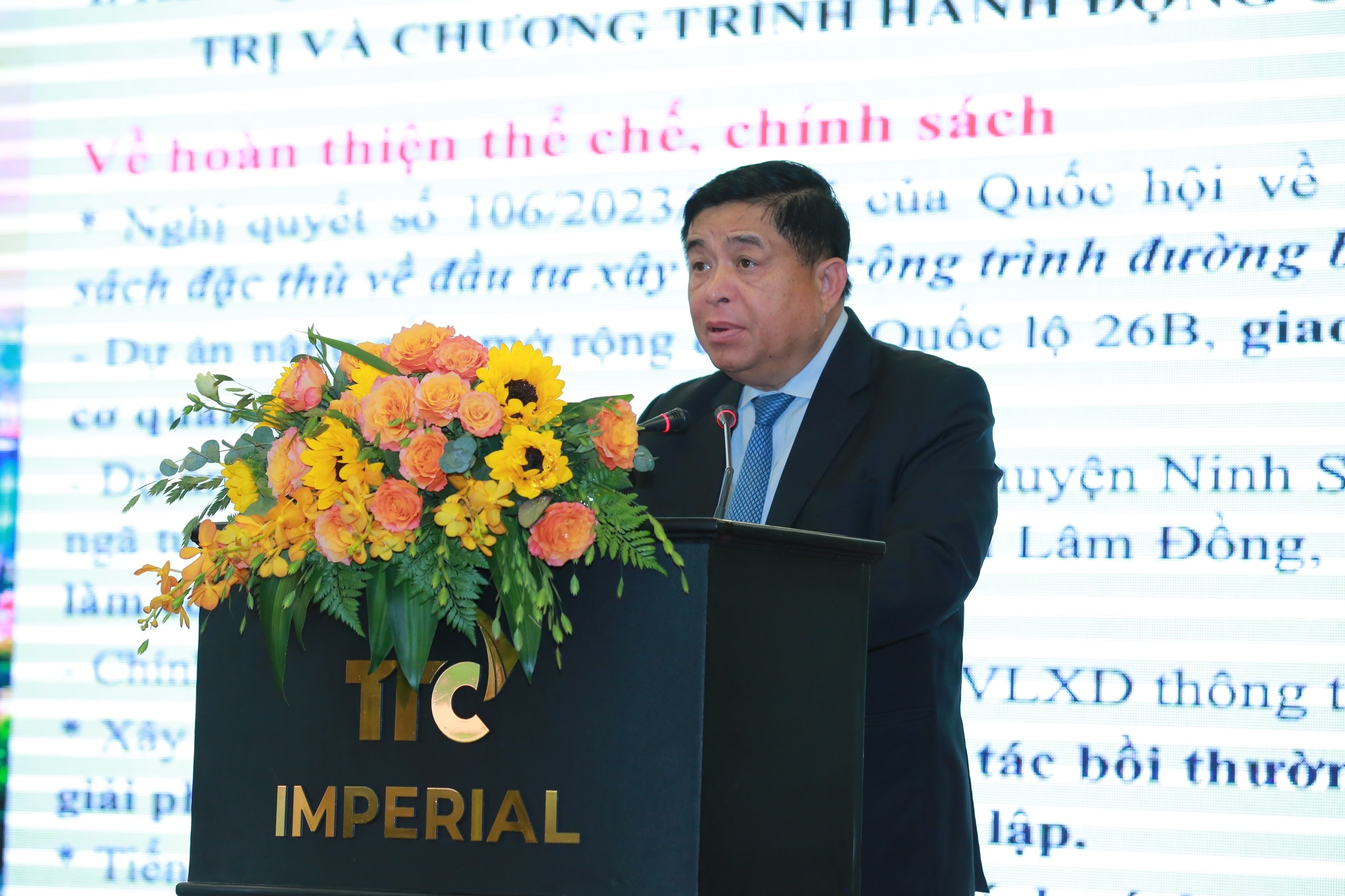 Bộ trưởng Bộ Kế hoạch và Đầu tư Nguyễn Chí Dũng Bộ trưởng Bộ Kế hoạch và Đầu tư Nguyễn Chí Dũng