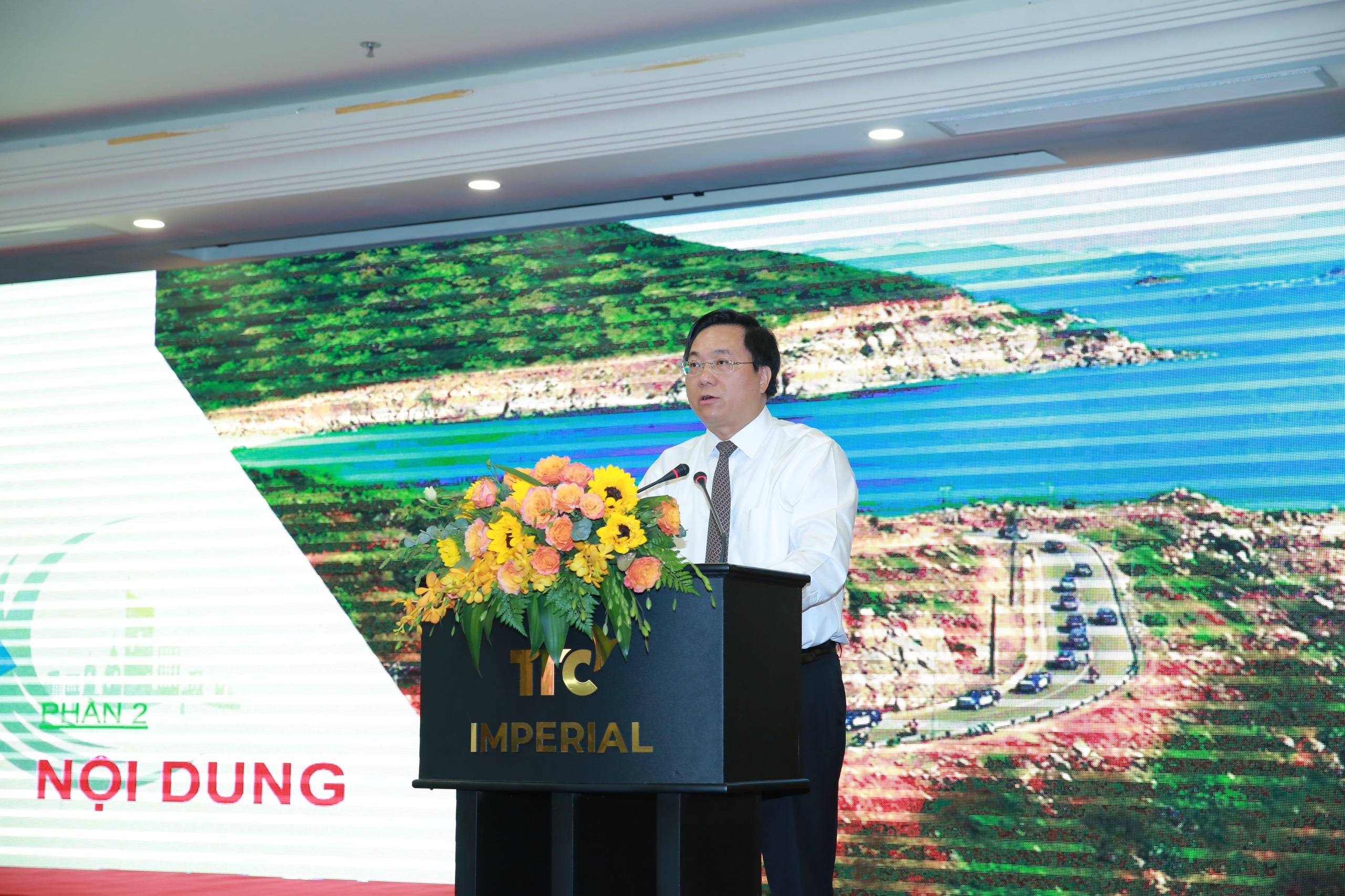 Thứ trưởng Bộ Kế hoạch và Đầu tư Trần Duy Đông Thứ trưởng Bộ Kế hoạch và Đầu tư Trần Duy Đông