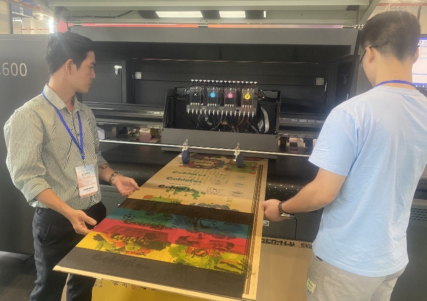 Giải pháp thuê máy móc thiết bị từ các doanh nghiệp CTTC được đánh giá phù hợp với điều kiện của các doanh nghiệp nhỏ và vừa hiện nay