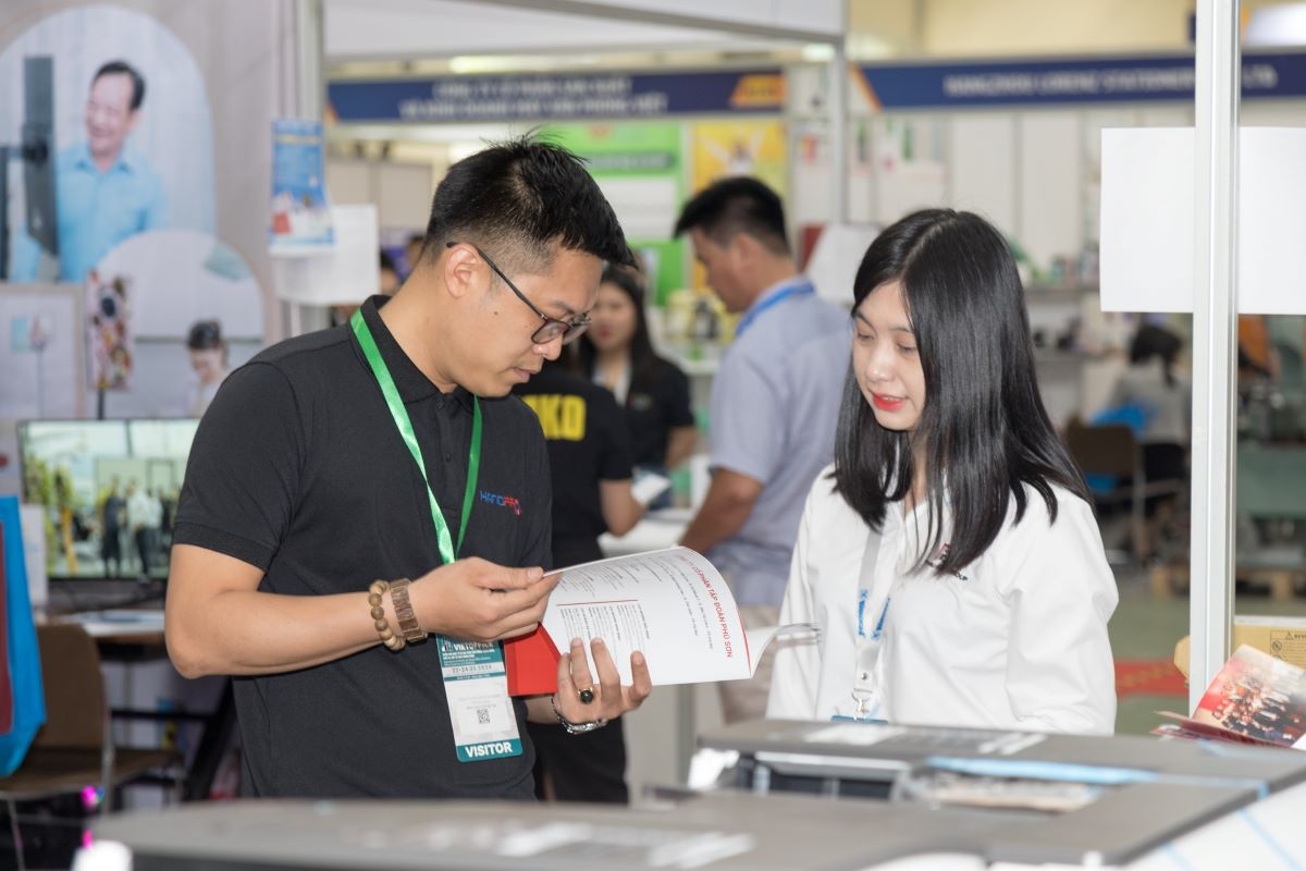 Ngành văn phòng phẩm Việt Nam hiện vẫn còn nhiều dư địa để bứt phá hơn nữa trong thời gian tới. Ngành văn phòng phẩm Việt Nam hiện vẫn còn nhiều dư địa để bứt phá hơn nữa trong thời gian tới.