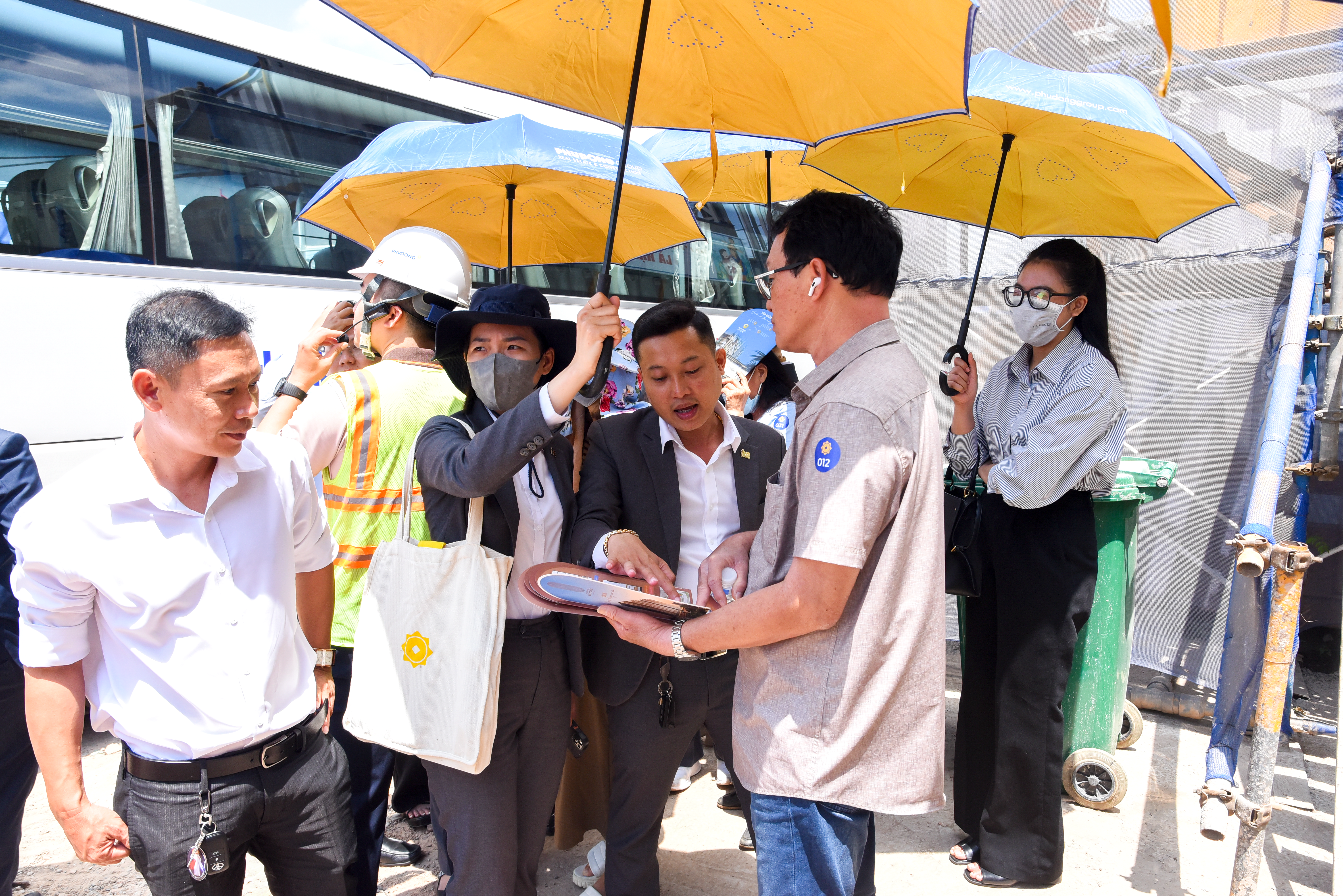 Luật Đất đai nhấn mạnh đến nguyên tắc thị trường đem lại lợi ích gì cho cả người bán, người mua và thị trường bất động sản Luật Đất đai nhấn mạnh đến nguyên tắc thị trường đem lại lợi ích gì cho cả người bán, người mua và thị trường bất động sản