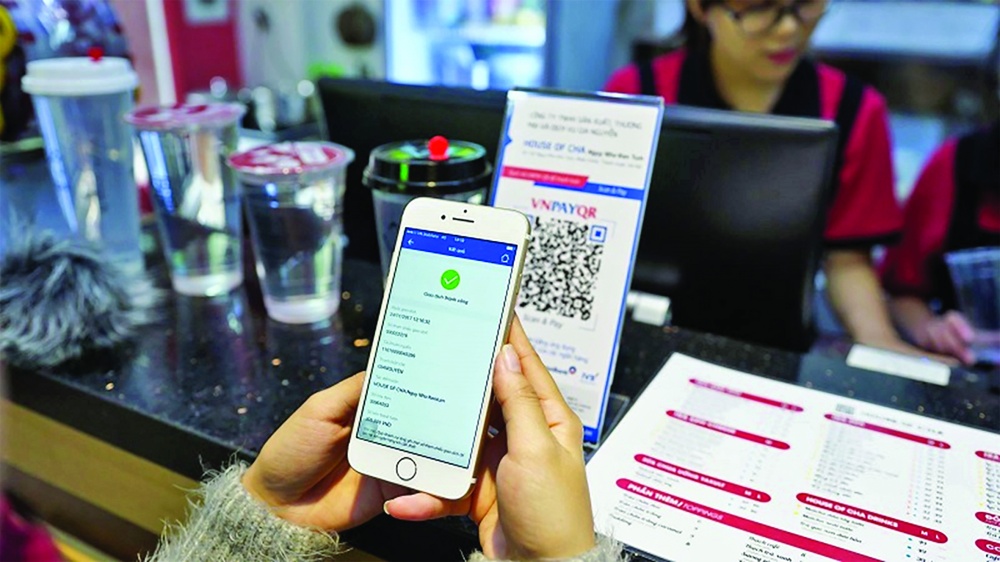 Thanh toán không dùng tiền mặt ngày càng phổ biến hơn
