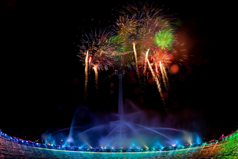 Đại nhạc hội WONDER ISLAND sẽ được khép lại với màn pháo hoa rực rỡ, thắp sáng bầu trời Vũ Yên Đại nhạc hội WONDER ISLAND sẽ được khép lại với màn pháo hoa rực rỡ, thắp sáng bầu trời Vũ Yên