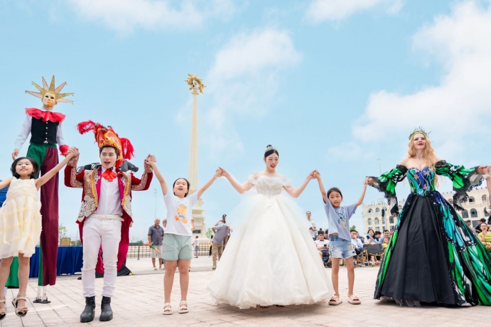 Không khí lễ hội sẽ ngập tràn “đảo thiên đường” Vũ Yên xuyên sốt ngày 1/6 Không khí lễ hội sẽ ngập tràn “đảo thiên đường” Vũ Yên xuyên sốt ngày 1/6