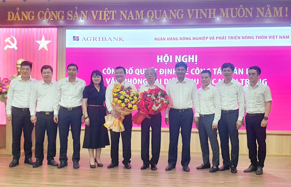 Agribank công bố Quyết định về công tác cán bộ