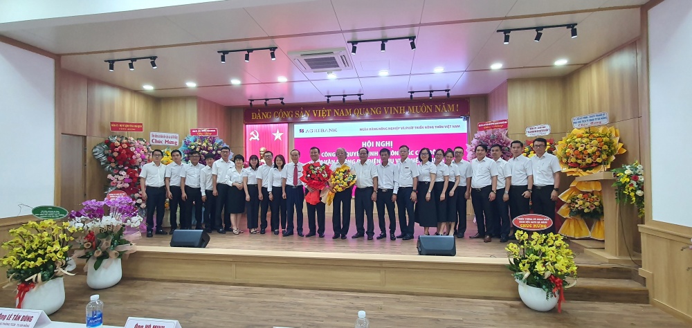 Agribank công bố Quyết định về công tác cán bộ