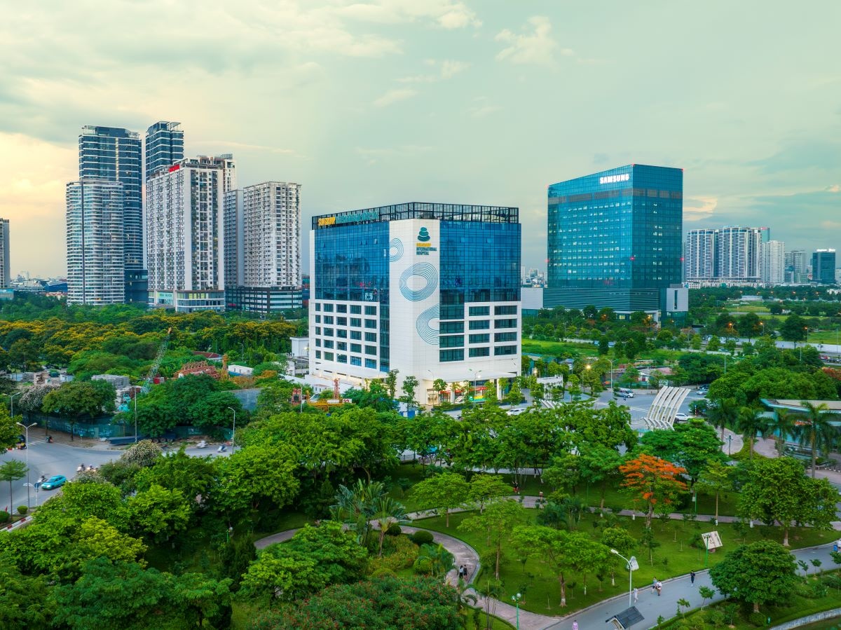  Toàn cảnh Bệnh viện Mặt Trời.
