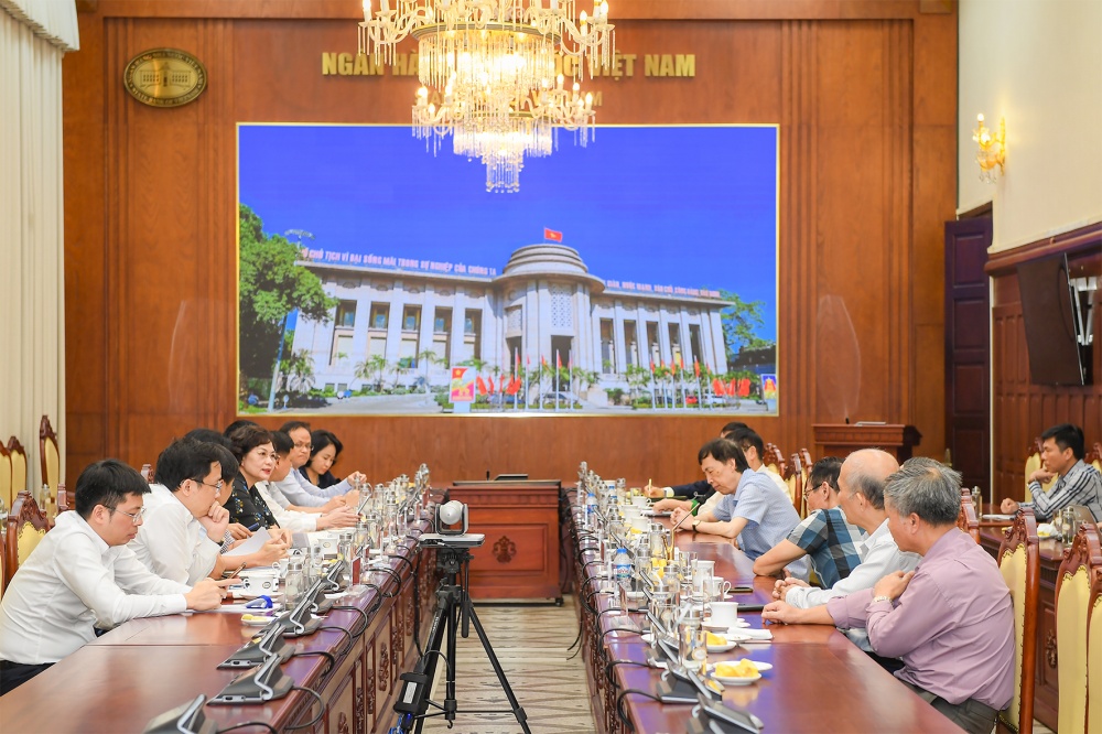 Chuyên gia đề xuất đánh thuế với giao dịch vàng để giảm đầu cơ, tích trữ