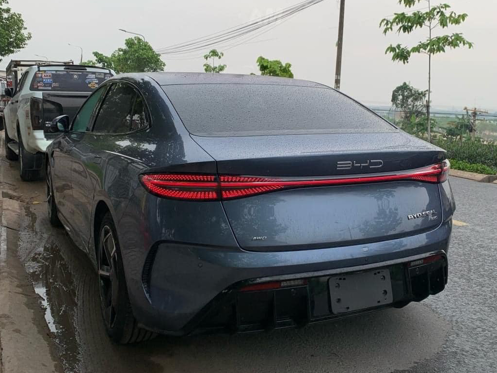 Loạt xe điện ra mắt Việt Nam nửa cuối 2024: Hầu hết là xe Trung Quốc, giá từ vài trăm triệu tới hàng tỷ đồng- Ảnh 19. Loạt xe điện ra mắt Việt Nam nửa cuối 2024: Hầu hết là xe Trung Quốc, giá từ vài trăm triệu tới hàng tỷ đồng- Ảnh 19.