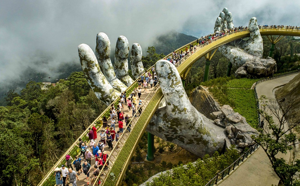 ngành du lịch Đà Nẵng đã và đang đẩy mạnh việc quảng bá hình ảnh của mình trên các nền tảng số. ngành du lịch Đà Nẵng đã và đang đẩy mạnh việc quảng bá hình ảnh của mình trên các nền tảng số.