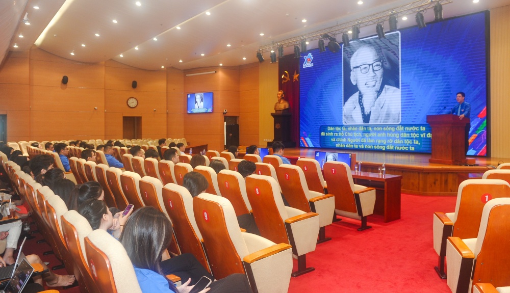 Đoàn Thanh niên NHTW tổ chức Hội nghị Thông tin chuyên đề quý II