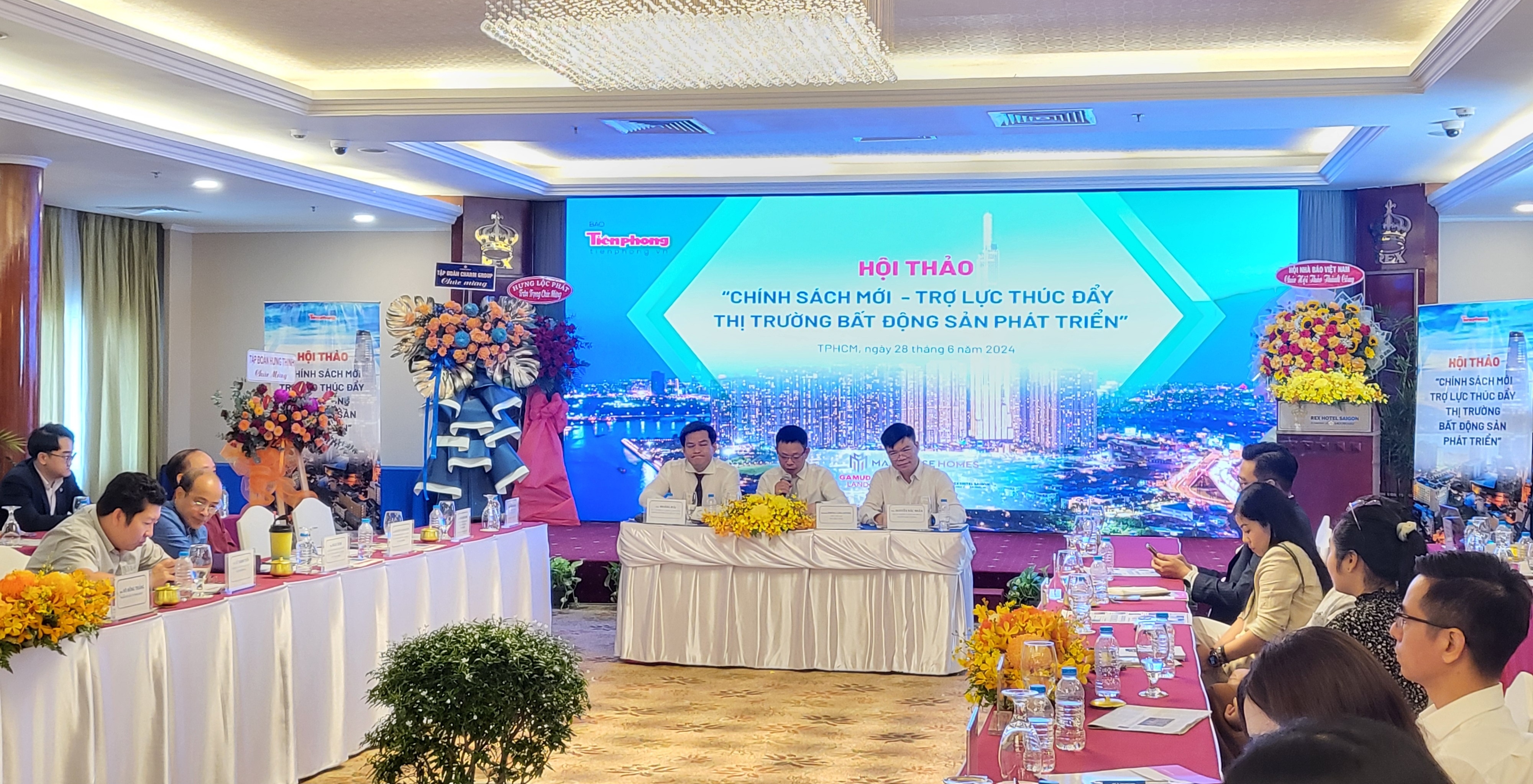 Tất cả vì mục tiêu hỗ trợ các doanh nghiệp tháo gỡ khó khăn, tạo điều kiện để các dự án được triển khai, thúc đẩy dòng vốn và thị trường phát triển lành mạnh, minh bạch.