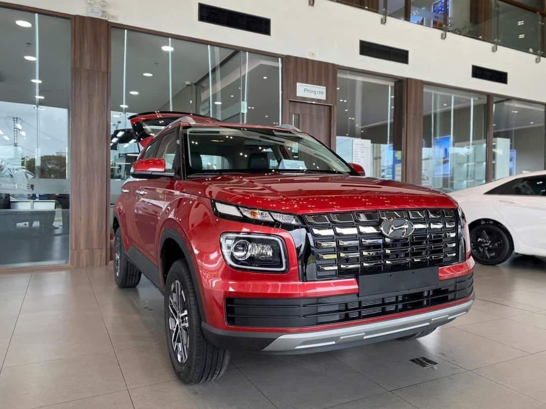 Hyundai Venue giảm giá kép tại đại lý: Bản ‘base’ còn 485 triệu, đấu Raize bằng giá rẻ nhất phân khúc- Ảnh 6. Hyundai Venue giảm giá kép tại đại lý: Bản ‘base’ còn 485 triệu, đấu Raize bằng giá rẻ nhất phân khúc- Ảnh 6.