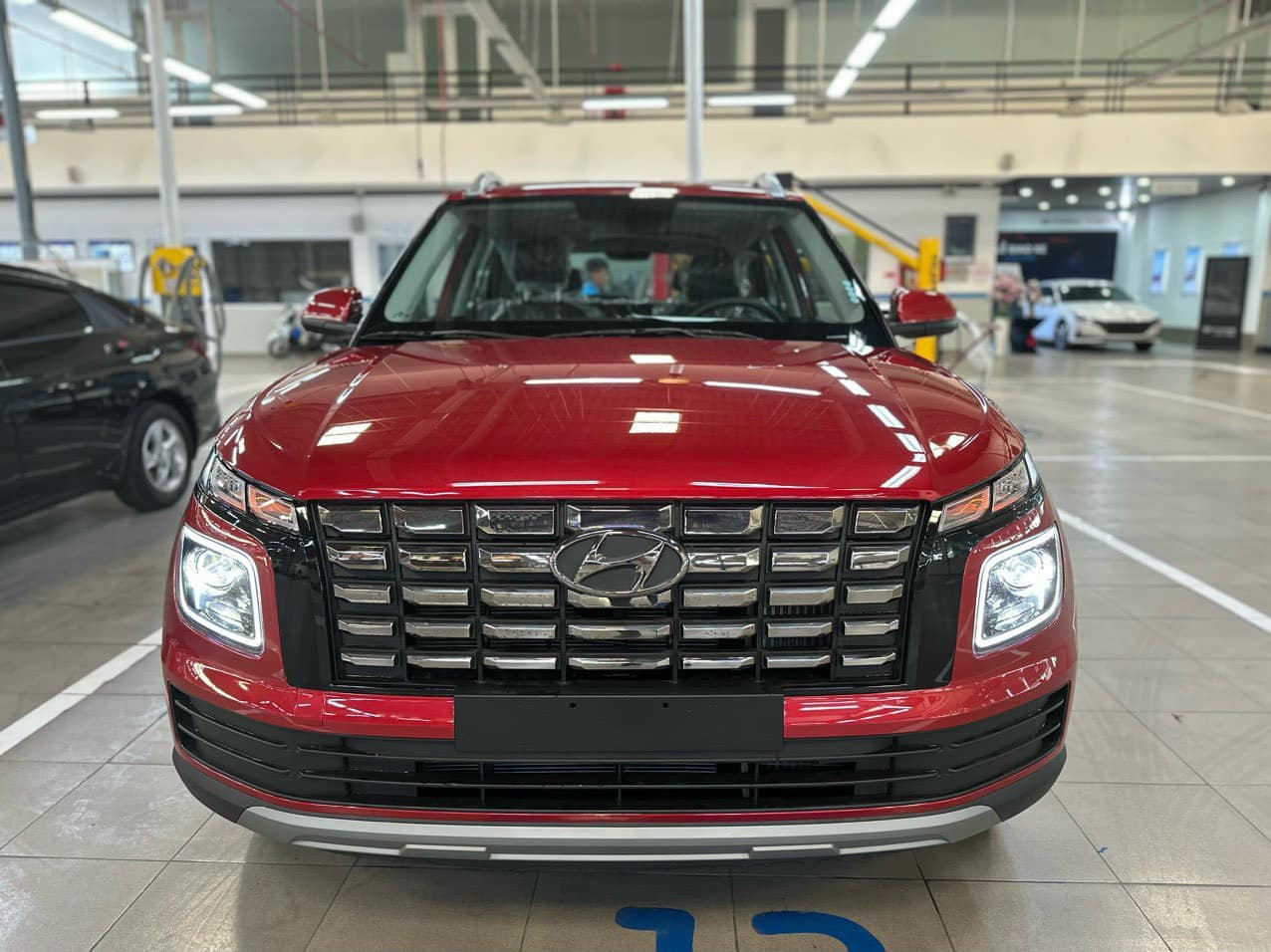 Hyundai Venue giảm giá kép tại đại lý: Bản ‘base’ còn 485 triệu, đấu Raize bằng giá rẻ nhất phân khúc- Ảnh 7. Hyundai Venue giảm giá kép tại đại lý: Bản ‘base’ còn 485 triệu, đấu Raize bằng giá rẻ nhất phân khúc- Ảnh 7.