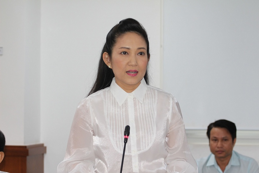 TP. Hồ Chí Minh phấn đấu trở thành trung tâm công nghiệp văn hóa của cả nước TP. Hồ Chí Minh phấn đấu trở thành trung tâm công nghiệp văn hóa của cả nước