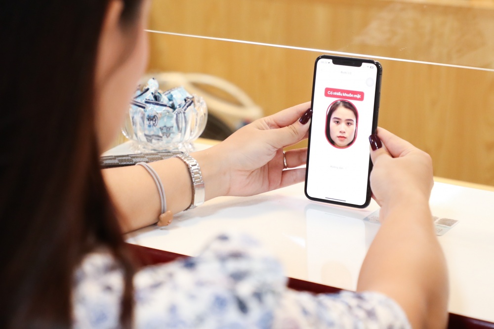 Ngân hàng xây dựng “thành trì” bảo vệ khách hàng Ngân hàng xây dựng “thành trì” bảo vệ khách hàng