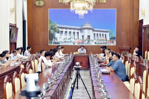 Ngành Ngân hàng tiếp tục đẩy mạnh chuyển đổi số Ngành Ngân hàng tiếp tục đẩy mạnh chuyển đổi số