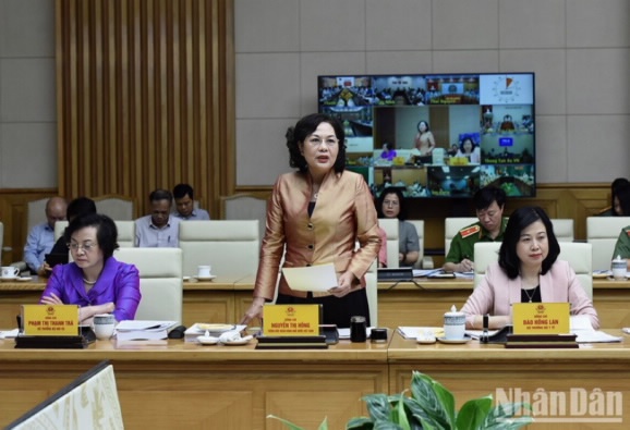 Ngành Ngân hàng tiếp tục đẩy mạnh chuyển đổi số Ngành Ngân hàng tiếp tục đẩy mạnh chuyển đổi số