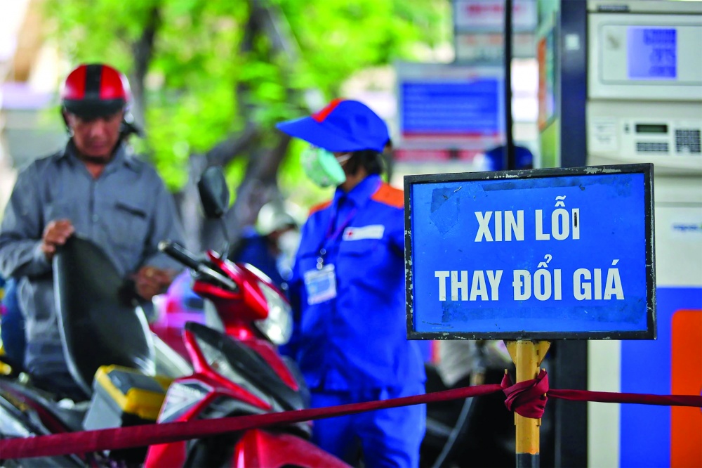 Cần đưa công cụ phái sinh vào kinh doanh xăng dầu