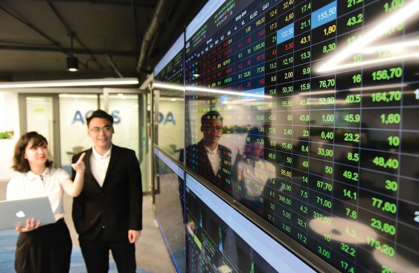 Dẫn dắt thị trường trong những tháng cuối năm 2024 khả năng vẫn sẽ là nhóm Ngân hàng Dẫn dắt thị trường trong những tháng cuối năm 2024 khả năng vẫn sẽ là nhóm Ngân hàng