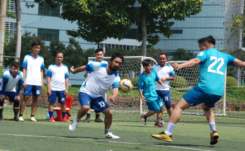 Giải bóng đá IT Bank Hochiminh City 2024 sôi động khởi tranh