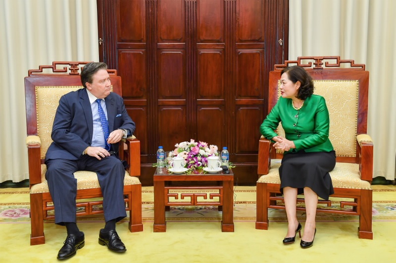 Thống đốc Nguyễn Thị Hồng làm việc với Đại sứ Đặc mệnh Toàn quyền Hoa Kỳ tại Việt Nam Thống đốc Nguyễn Thị Hồng làm việc với Đại sứ Đặc mệnh Toàn quyền Hoa Kỳ tại Việt Nam