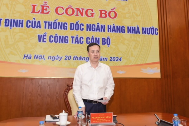 Công bố các quyết định về công tác cán bộ tại Cơ quan Thanh tra, giám sát ngân hàng