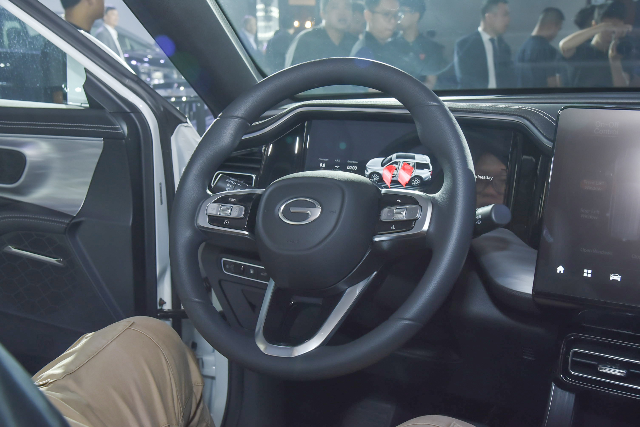 GAC GS8 ra mắt Việt Nam: Giá từ 1,269 tỷ ngang Santa Fe, Everest, động cơ 248 mã lực, có ADAS- Ảnh 8. GAC GS8 ra mắt Việt Nam: Giá từ 1,269 tỷ ngang Santa Fe, Everest, động cơ 248 mã lực, có ADAS- Ảnh 8.