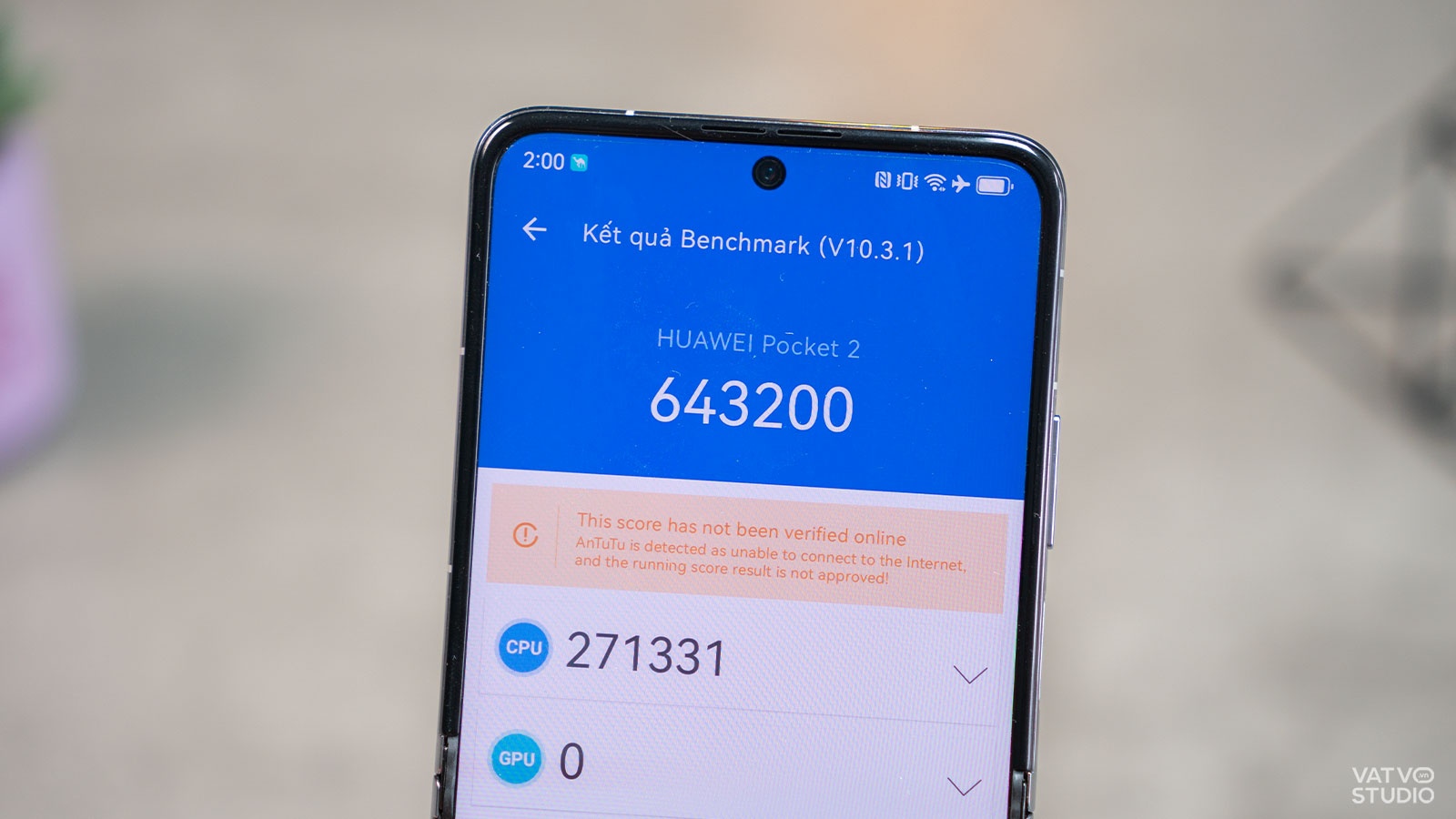 Máy chỉ đạt hơn 640 nghìn điểm AnTuTu Benchmark