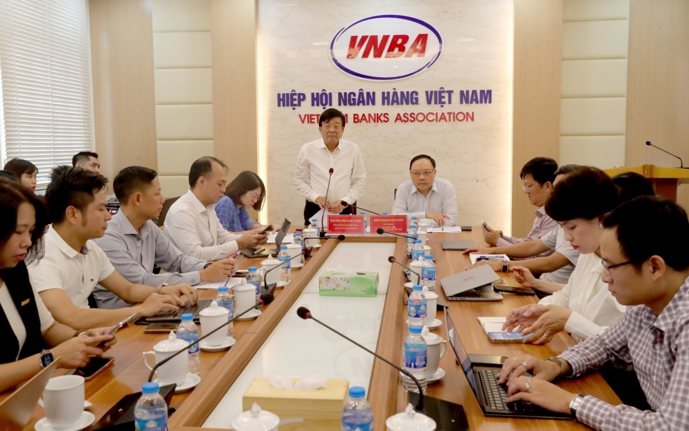 Thúc đẩy thanh toán song phương qua mã QR Thúc đẩy thanh toán song phương qua mã QR