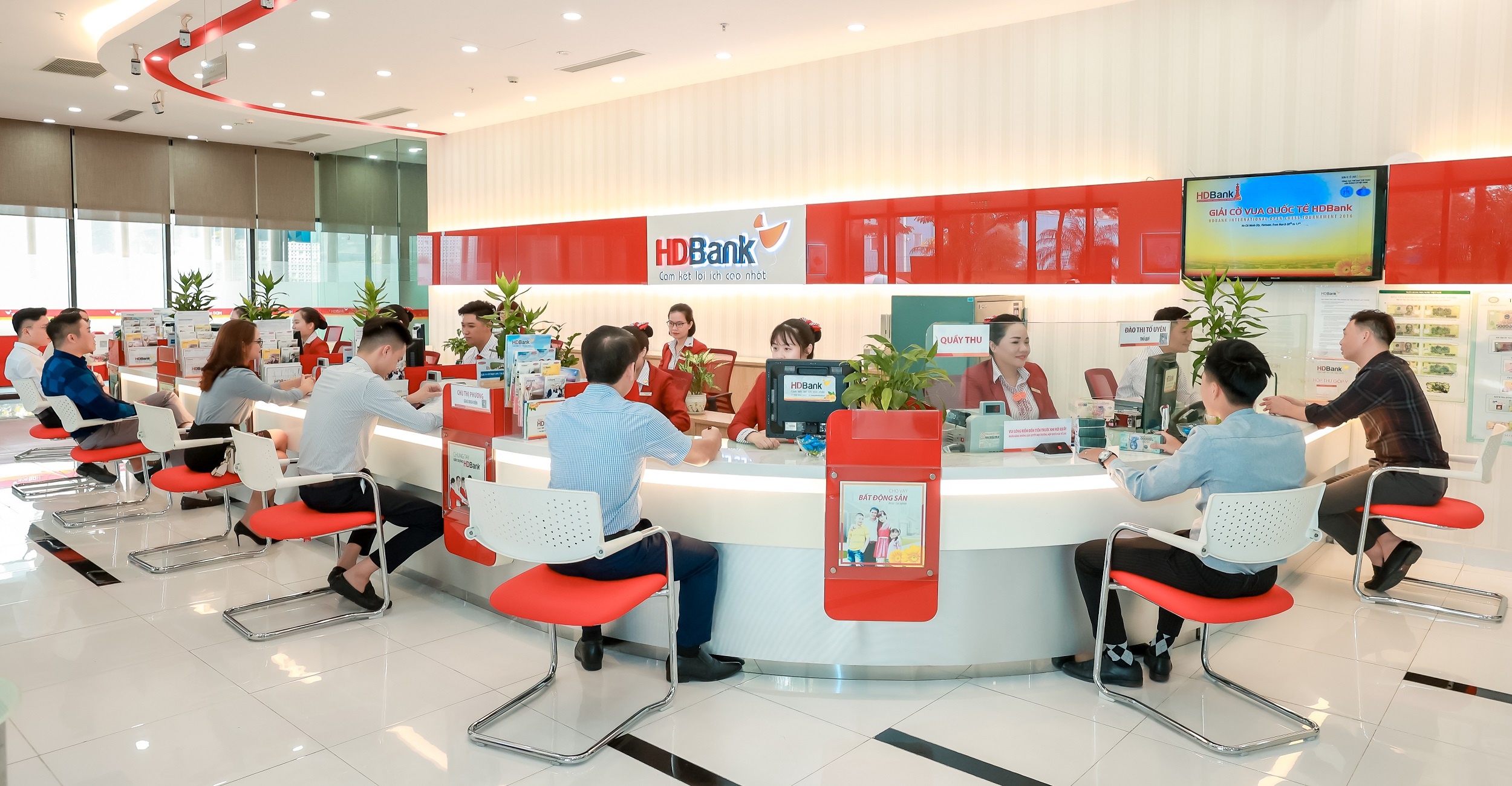 HDBank thường xuyên tổ chức các hoạt động, chương trình tri ân tới những khách hàng đã lựa chọn gắn bó 