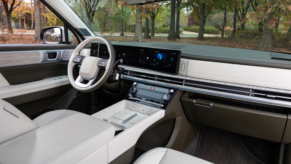 Hyundai Santa Fe 2024 nhận cọc tại đại lý: Dễ ra mắt tháng sau, bỏ máy dầu, thêm xăng turbo đấu Sorento, CX-8- Ảnh 9. Hyundai Santa Fe 2024 nhận cọc tại đại lý: Dễ ra mắt tháng sau, bỏ máy dầu, thêm xăng turbo đấu Sorento, CX-8- Ảnh 9.