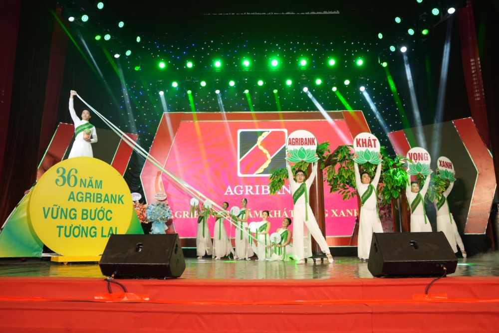 Hội thi cán bộ Agribank Tài năng - Thanh lịch lần thứ 4 năm 2024 Khu vực duyên hải miền Trung và Tây Nguyên