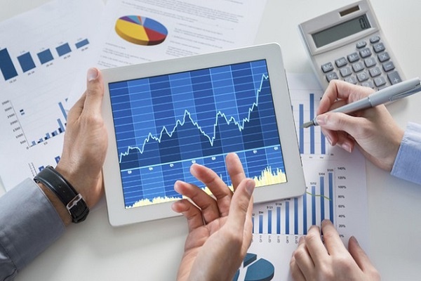 Môi trường vĩ mô hiện nay đã phù hợp cho việc phân bổ tài sản vào các tài sản rủi ro?